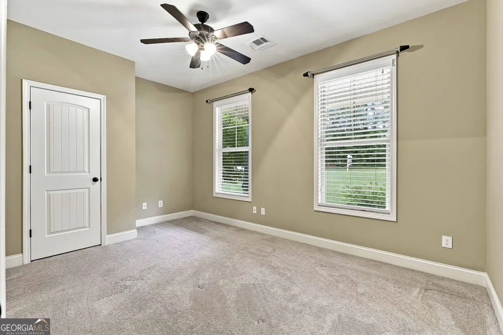 19 Rock House Estates DR Senoia, GA 30276