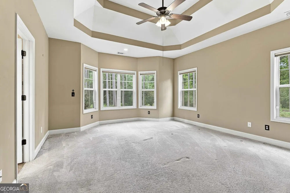 19 Rock House Estates DR Senoia, GA 30276