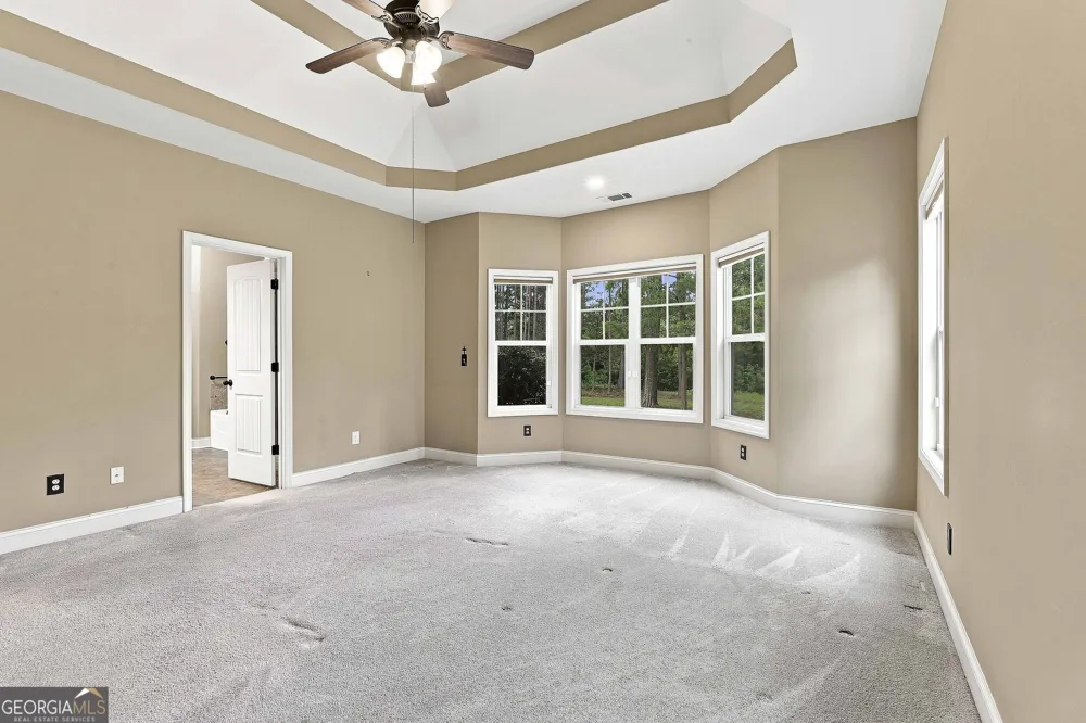 19 Rock House Estates DR Senoia, GA 30276