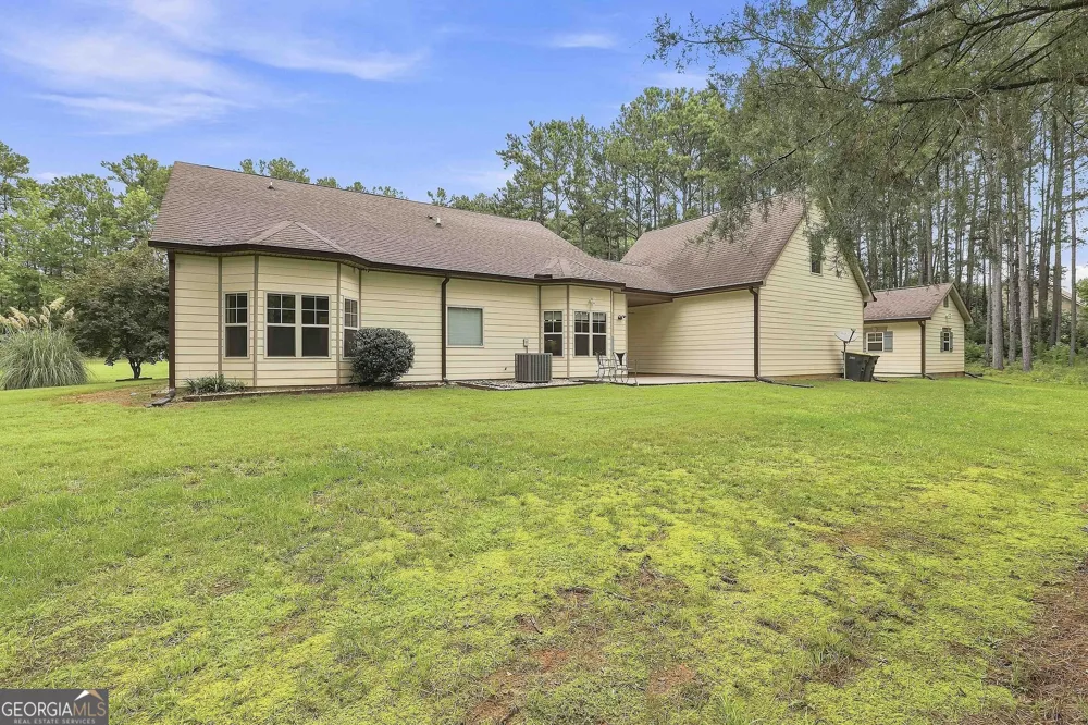19 Rock House Estates DR Senoia, GA 30276