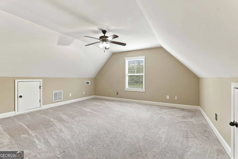 19 Rock House Estates DR Senoia, GA 30276