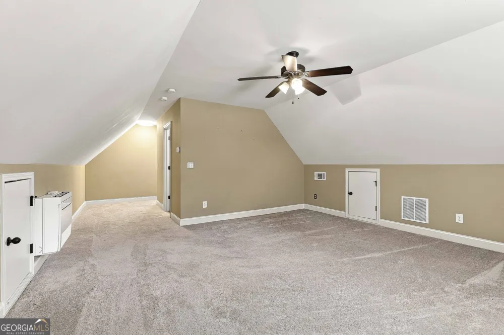 19 Rock House Estates DR Senoia, GA 30276