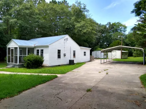 113 Maple ST