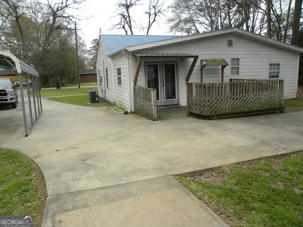 113 Maple ST Hartwell, GA 30643