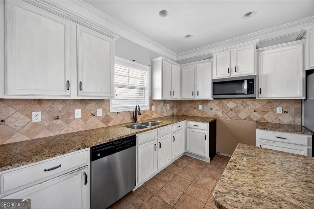 113 Rosales DR Bonaire, GA 31005