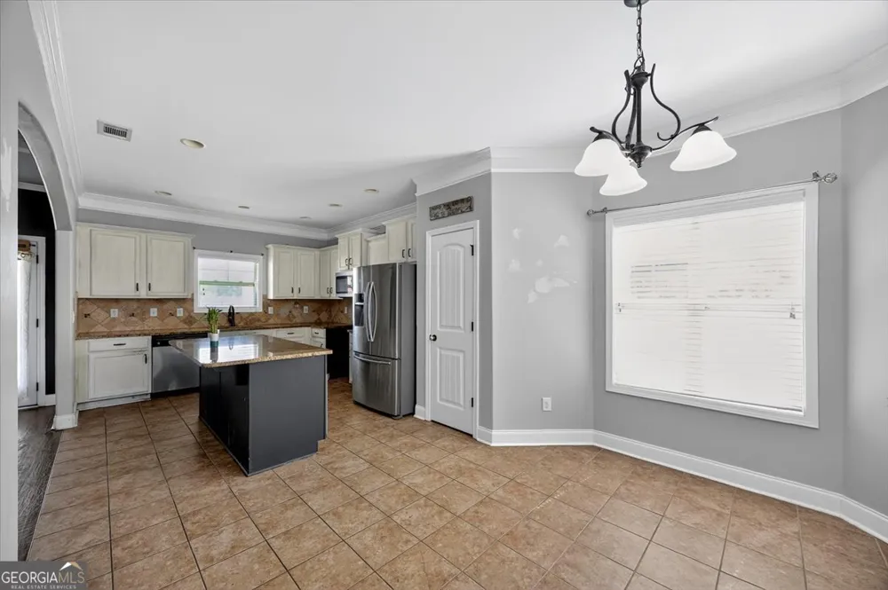 113 Rosales DR Bonaire, GA 31005