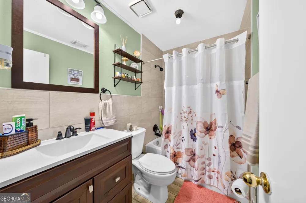 6715 Colchester PL Norcross, GA 30093