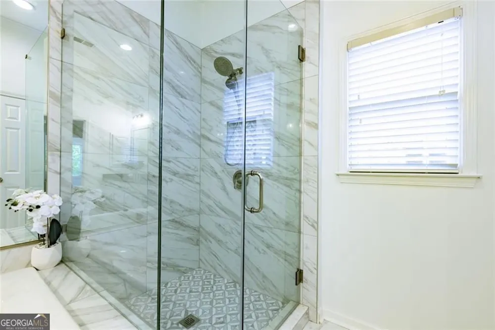 11193 Calypso DR Alpharetta, GA 30009