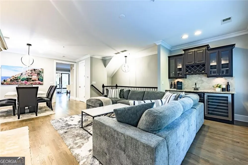11193 Calypso DR Alpharetta, GA 30009