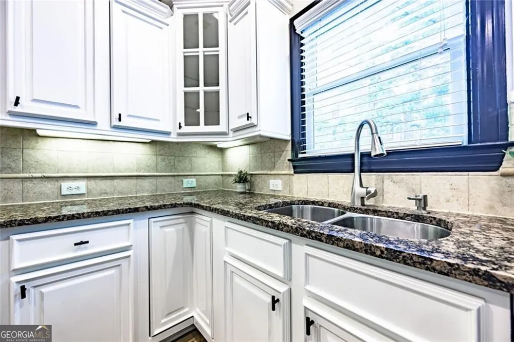 11193 Calypso DR Alpharetta, GA 30009