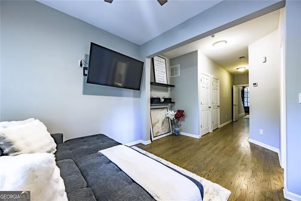11193 Calypso DR Alpharetta, GA 30009