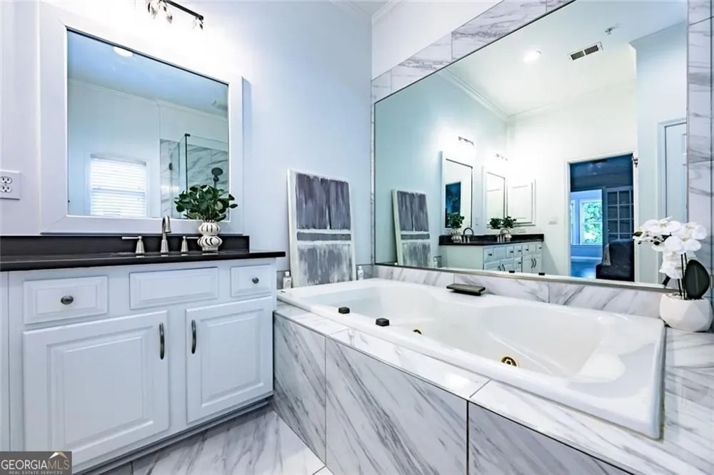 11193 Calypso DR Alpharetta, GA 30009