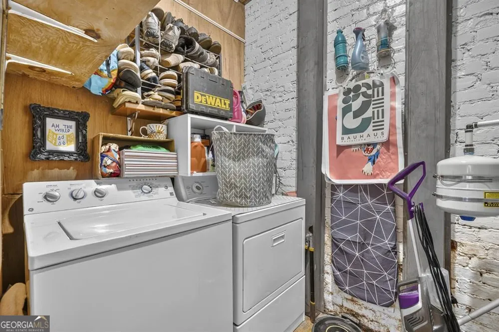 105 West Harris ST Eatonton, GA 31024
