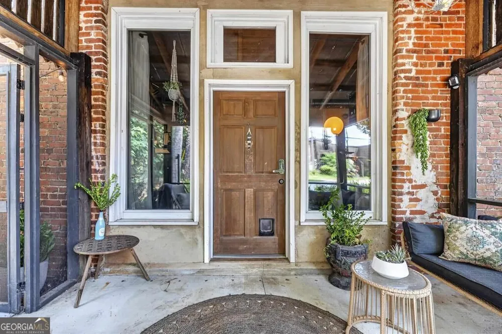 105 West Harris ST Eatonton, GA 31024