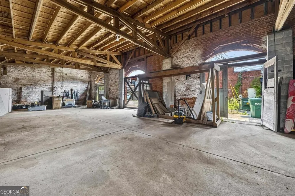 105 West Harris ST Eatonton, GA 31024