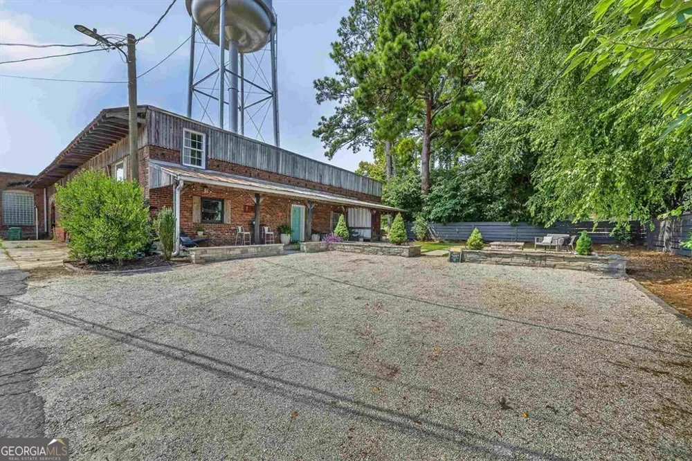 105 West Harris ST Eatonton, GA 31024