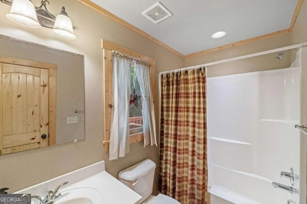 120 Pasha DR Ellijay, GA 30540
