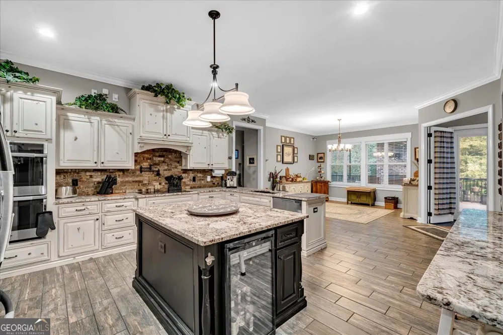 223 Yale CIR Bonaire, GA 31005