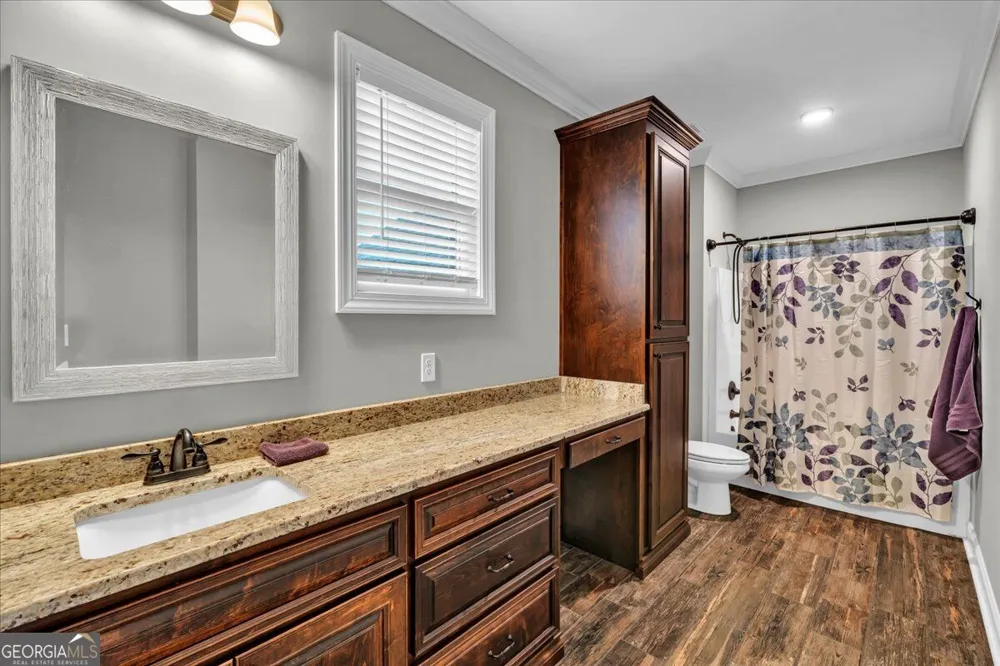 223 Yale CIR Bonaire, GA 31005