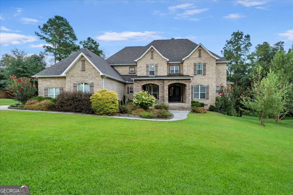 223 Yale CIR Bonaire, GA 31005
