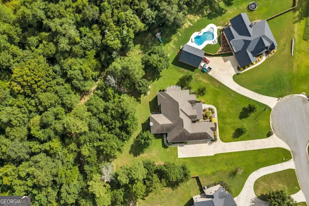 223 Yale CIR Bonaire, GA 31005