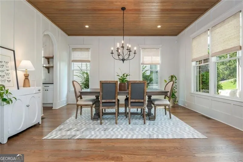 1264 Hayes DR SE Smyrna, GA 30080