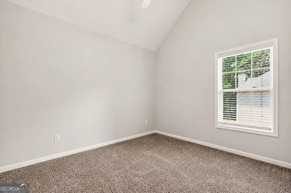 140 Revolutionary DR Hampton, GA 30228