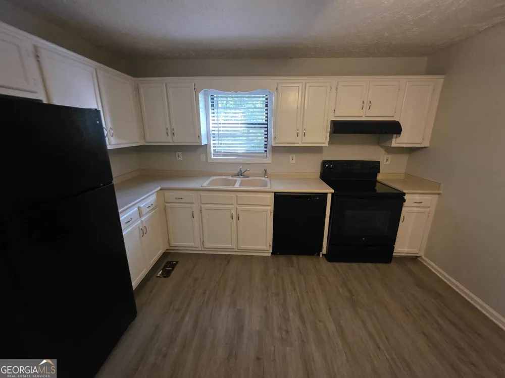4154 N Knotty Oak TRL Douglasville, GA 30135