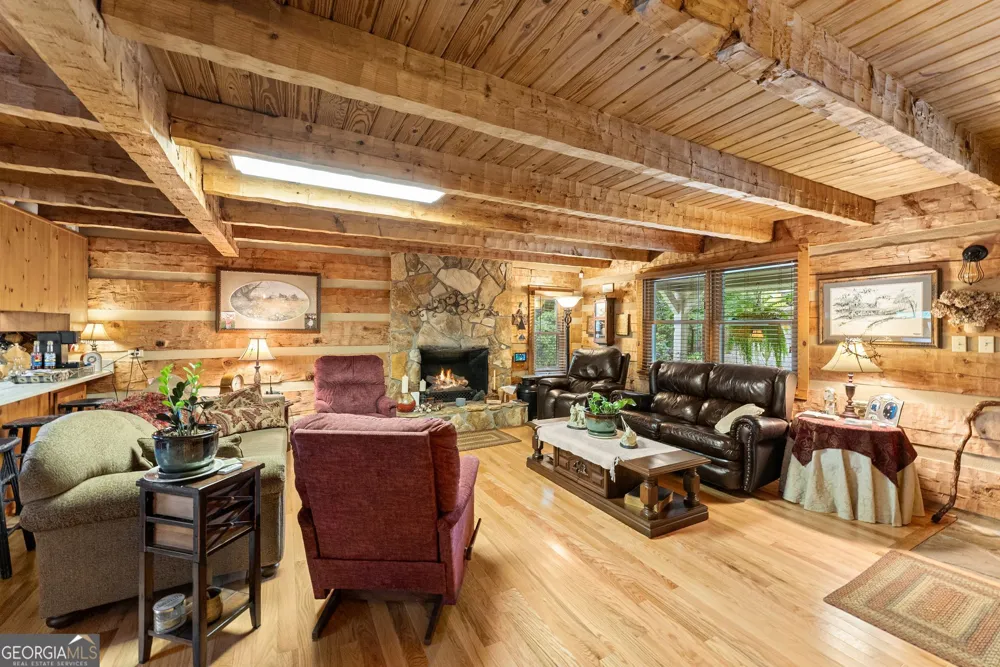 481 Leona LN Cleveland, GA 30528