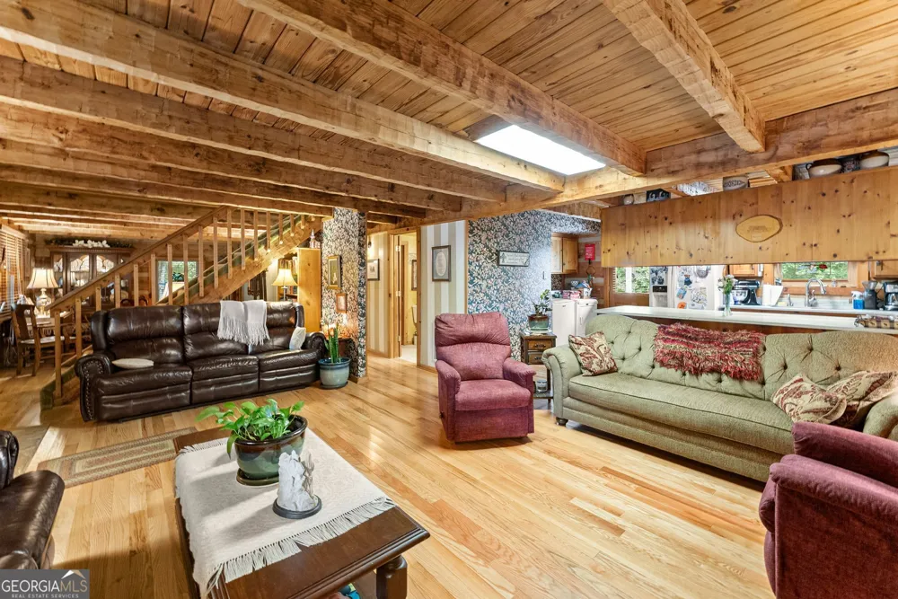 481 Leona LN Cleveland, GA 30528