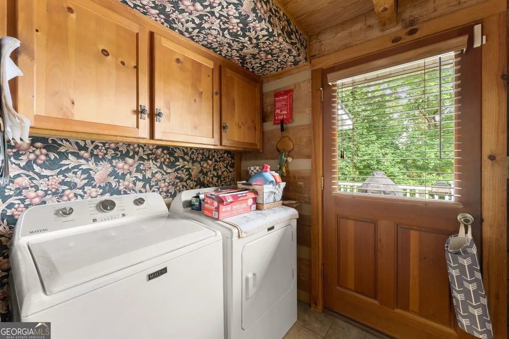 481 Leona LN Cleveland, GA 30528