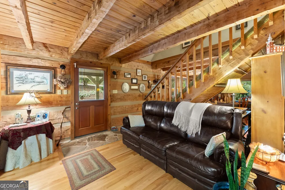 481 Leona LN Cleveland, GA 30528
