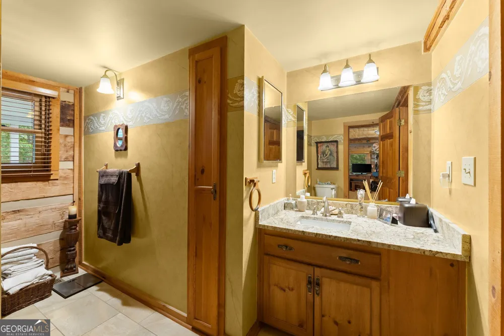 481 Leona LN Cleveland, GA 30528