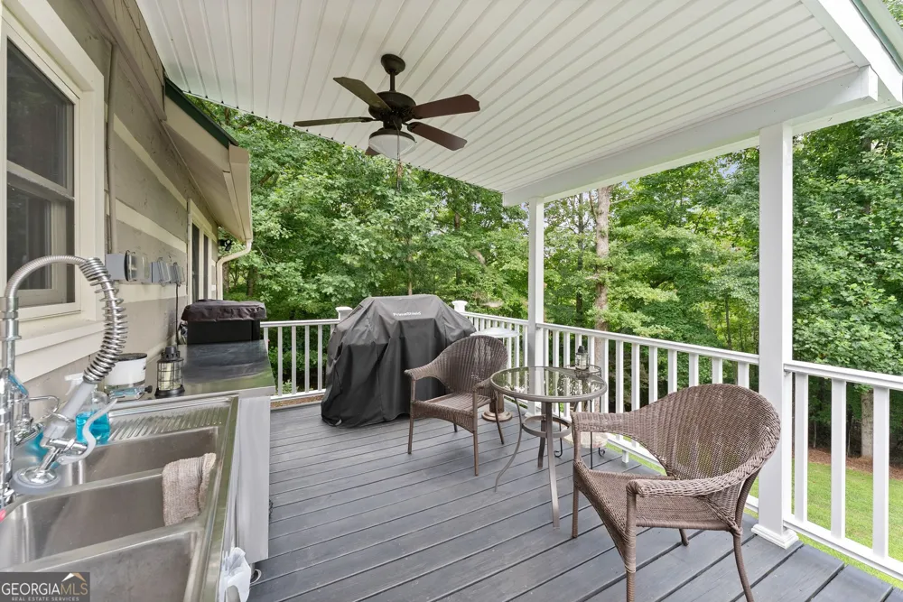 481 Leona LN Cleveland, GA 30528