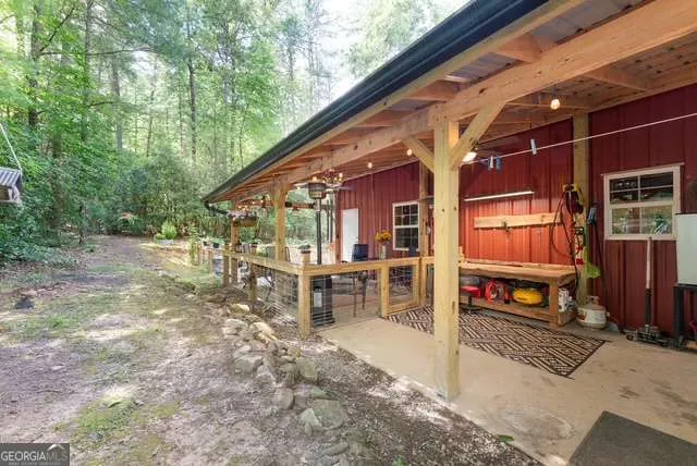 19 Ladybug LN Blue Ridge, GA 30513