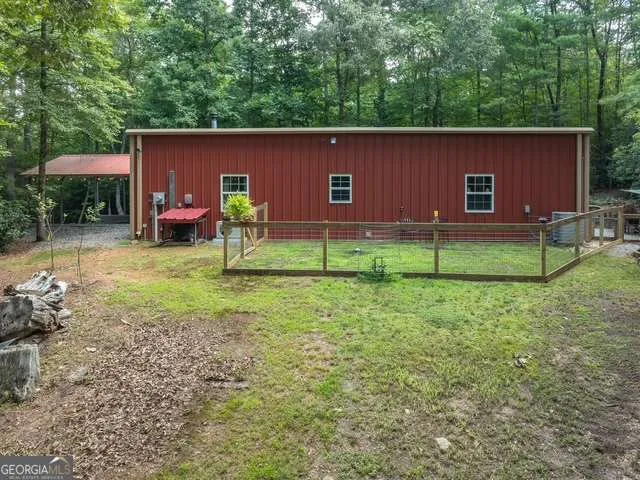 19 Ladybug LN Blue Ridge, GA 30513