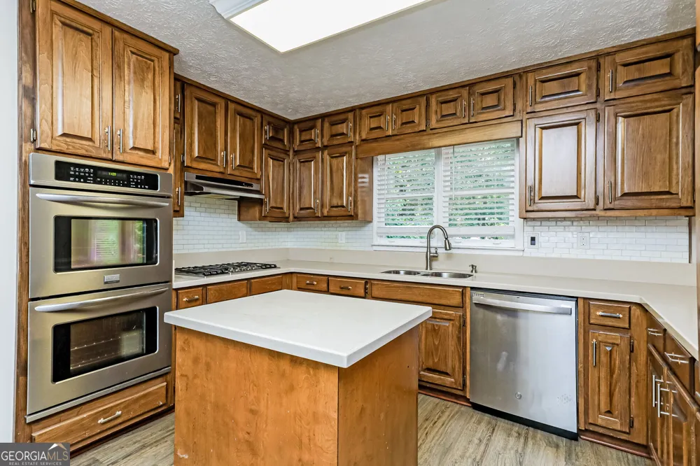 8183 Silver Oaks CT Jonesboro, GA 30236