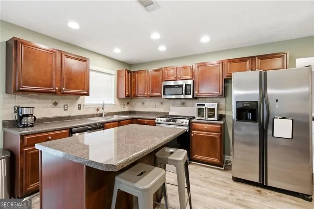 5503 Mudlark CIR Powder Springs, GA 30127