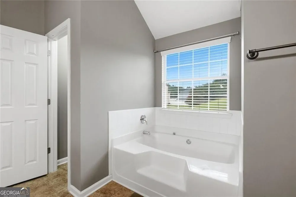 5503 Mudlark CIR Powder Springs, GA 30127