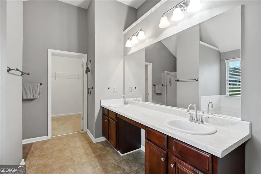 5503 Mudlark CIR Powder Springs, GA 30127