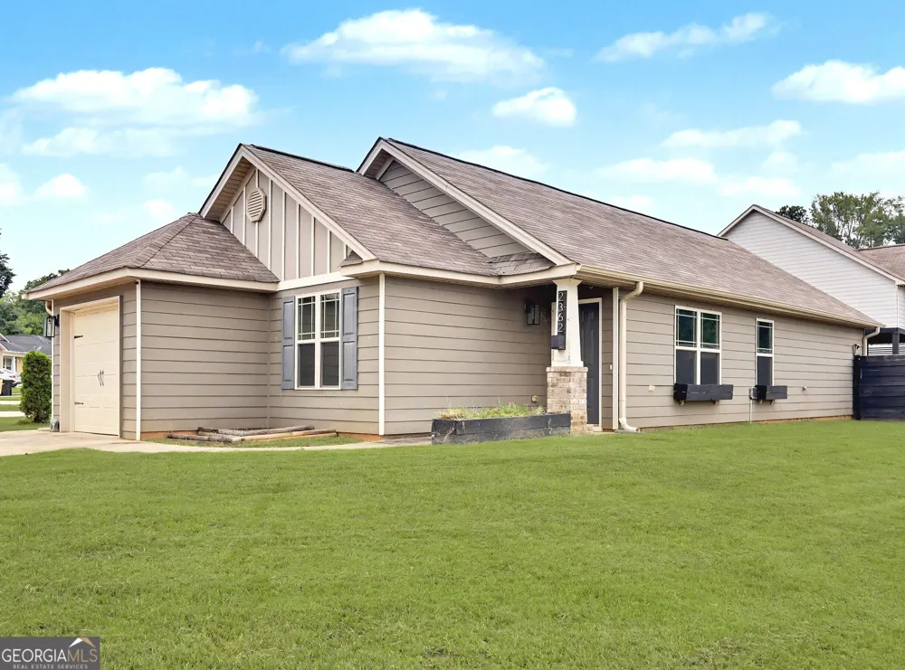 2362 Glebe CT Hampton, GA 30228