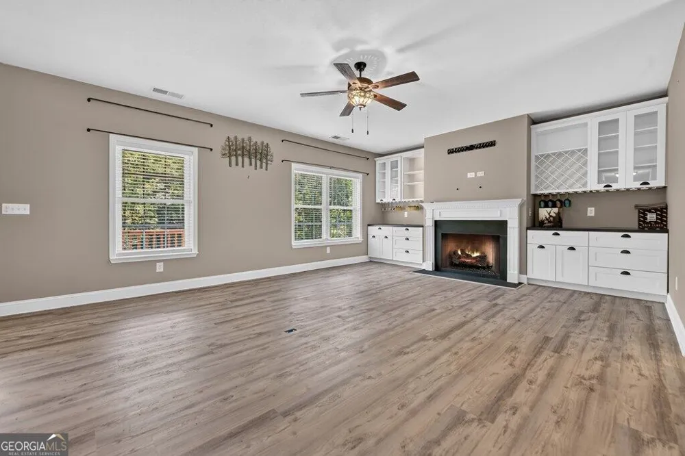 607 Satsuma CT S Ellijay, GA 30540
