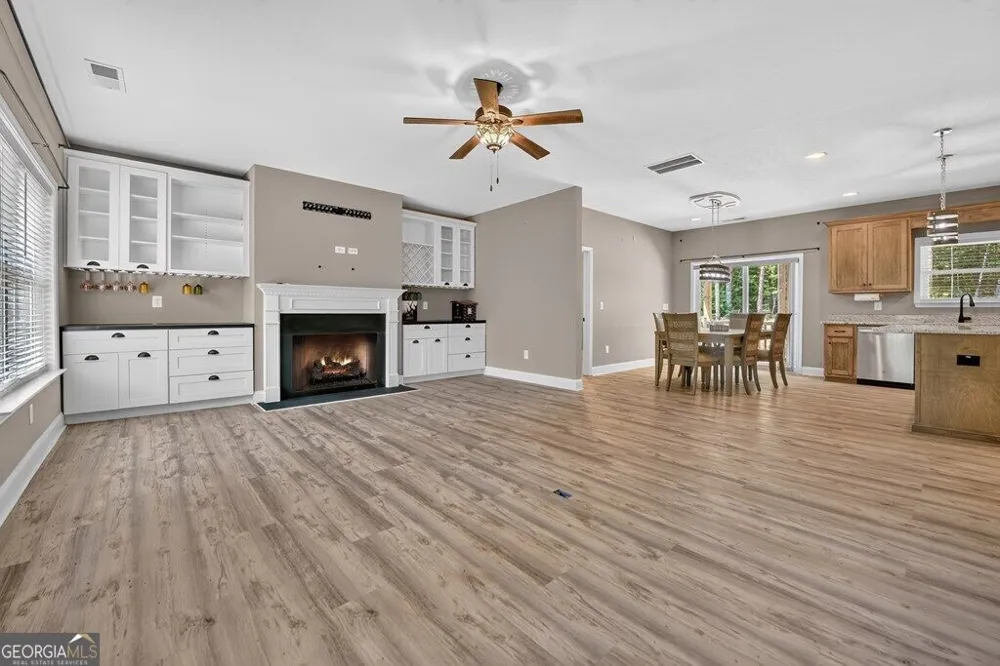 607 Satsuma CT S Ellijay, GA 30540