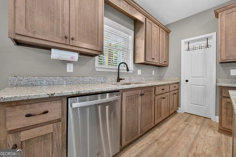 607 Satsuma CT S Ellijay, GA 30540