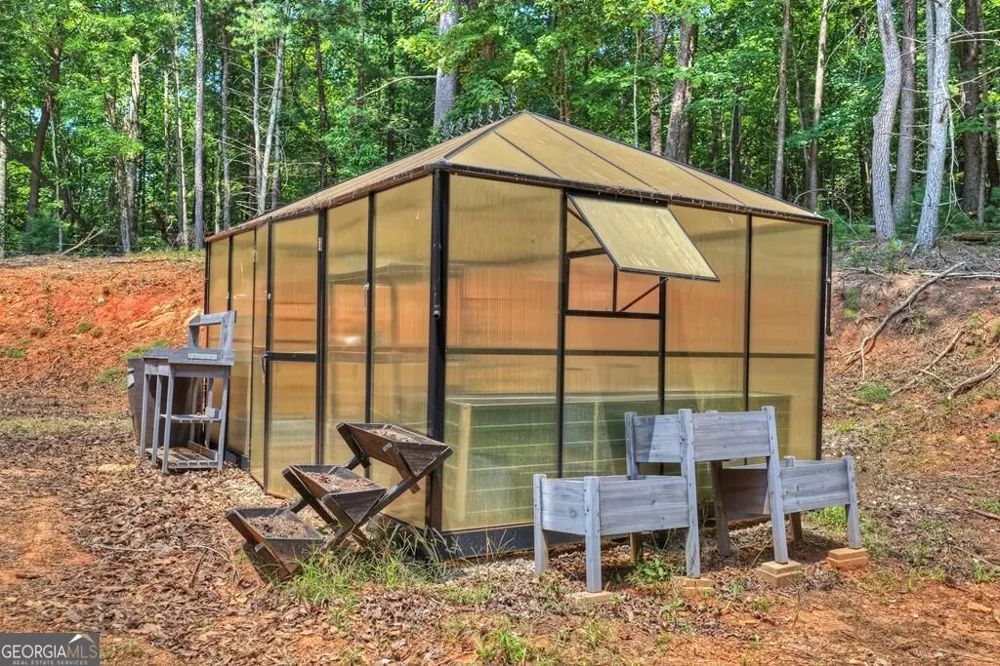 607 Satsuma CT S Ellijay, GA 30540