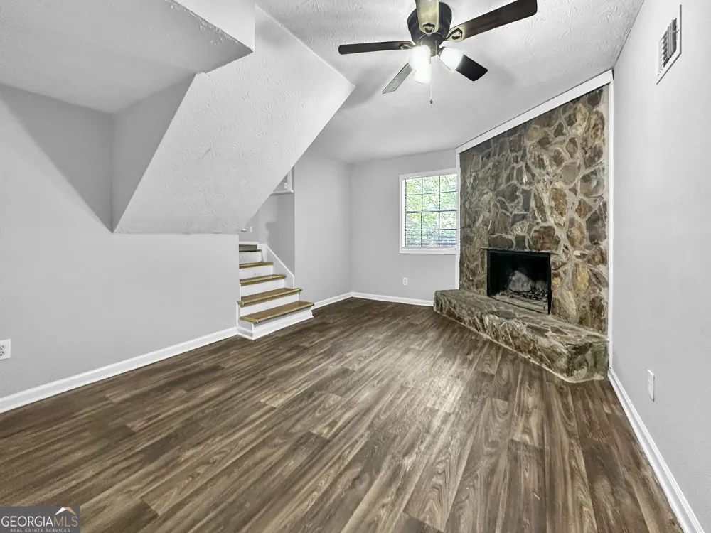 191 Aaron CT Riverdale, GA 30274