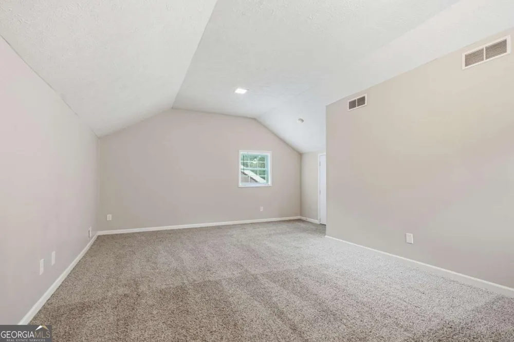 1384 Huntsmen GLN Riverdale, GA 30296