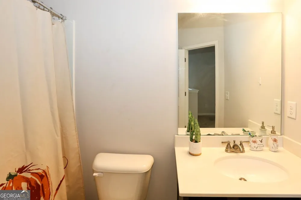 154 Laurel Cove DR Hoschton, GA 30548