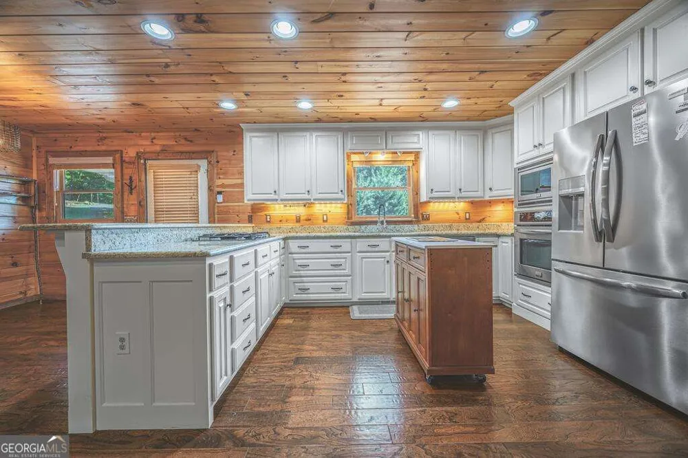 72 Gibbs TRL Mineral Bluff, GA 30559