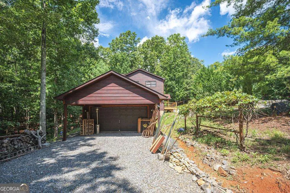 72 Gibbs TRL Mineral Bluff, GA 30559